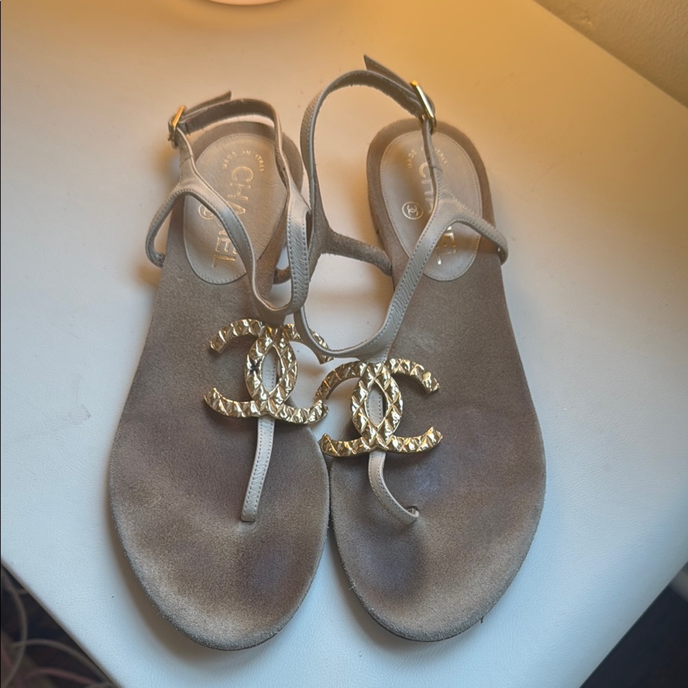 CHANEL Beige Sandals with Gold Logo